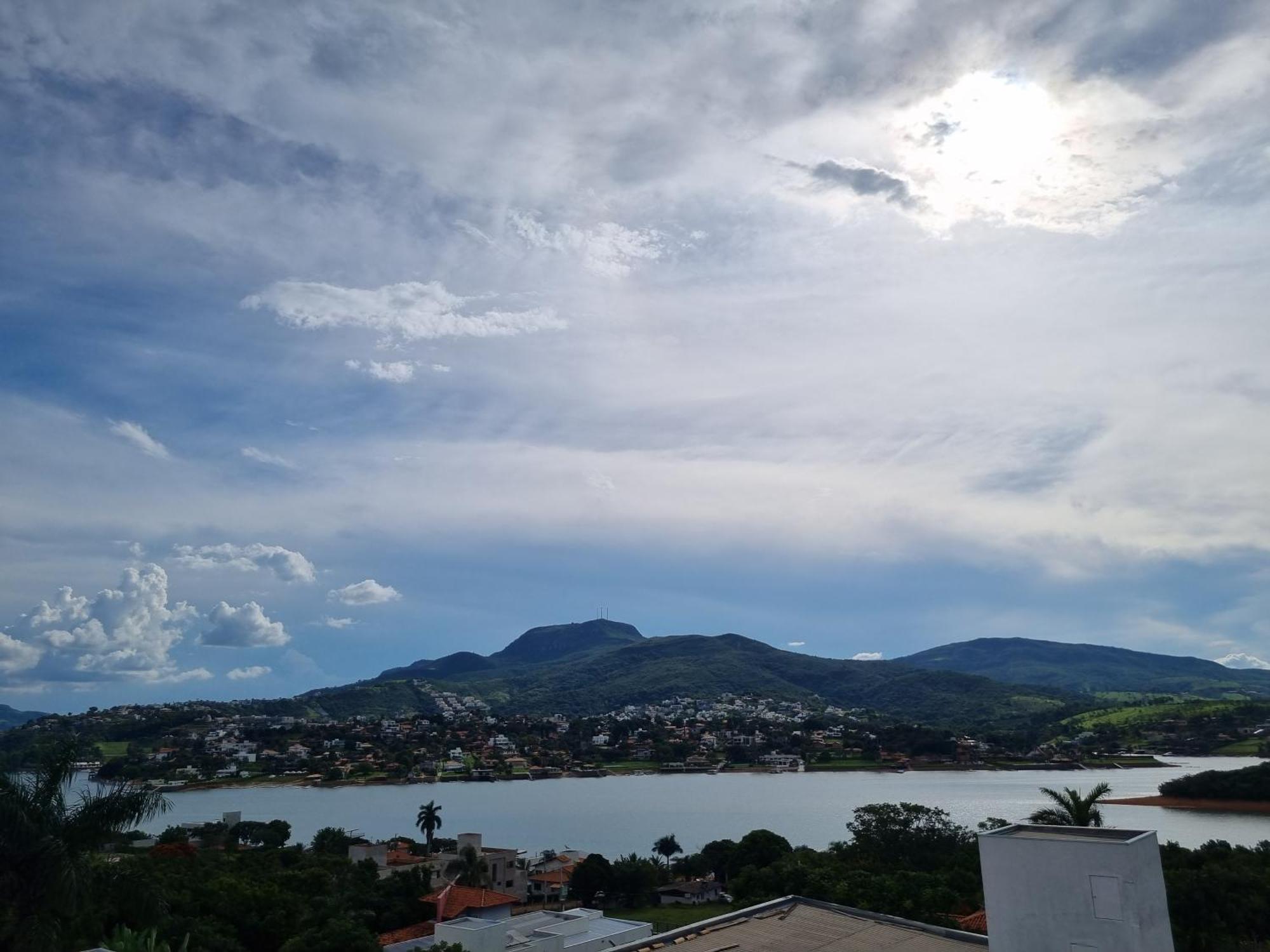 Recanto Brenda - Casa Luxo Capitolio Com Vista Pro Lago, Escarpas E Morrochapeu Zewnętrze zdjęcie